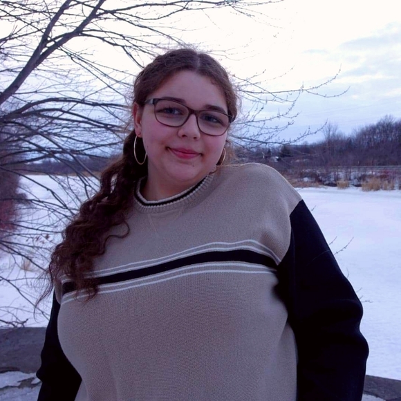 Meet your Posher, Gracie - Picture 1 of 1